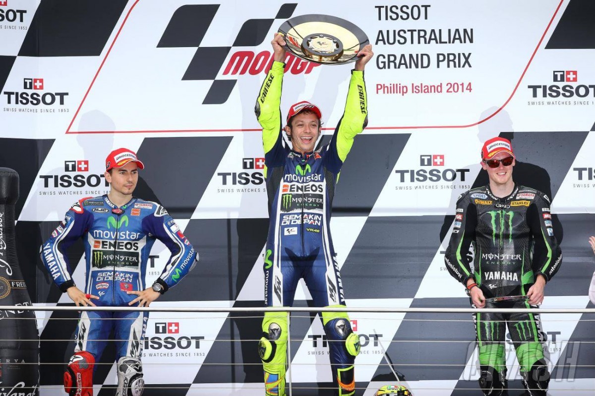 Valentino Rossi di atas podium ketika menjuarai MotoGP Australia